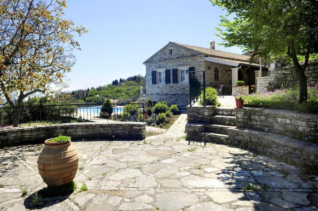 Thresher's House Villa
